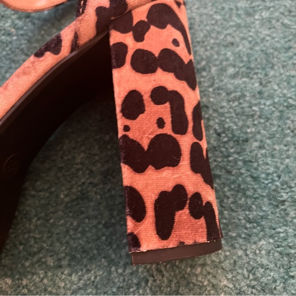 Leopard Animal Print Platform Heels Ankle Strap Size 8.5 Mossimo Supply Co - Picture 6 of 14